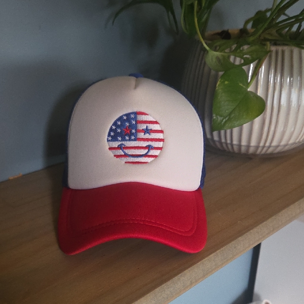 Patriotic Trucker Hat with American Flag Design